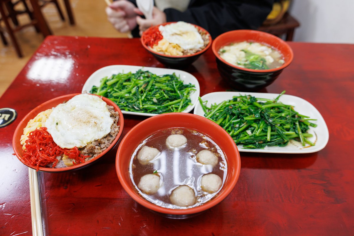 Teranishi_Lab's tweet image. ナノ粒子のXRD測定のため、 島川研(@Shimak_ssclab)のみなさまと国立加速器放射線研究センター (國家同步輻射研究中心, National #Synchrotron Radiation Research Center) #NSRRC 🇹🇼に赴きました。 
#nanoparticles #XrayDiffraction