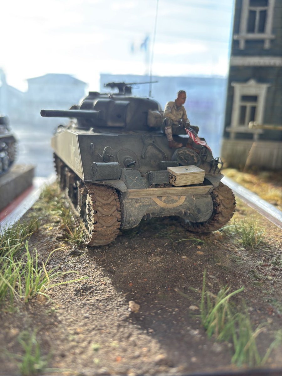 msmodelswebshop's tweet image. おはようございます☀

ショーケースに嘉瀬さんの作品を展示しました(1枚目の写真)

他の作品も朝日があたっていい感じですね

ご来店の際にぜひご覧ください

#msmodels