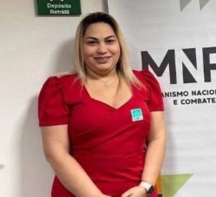 DemocraciaBR_Ja's tweet image. ⚪️🟡🟣 | URGENTE: No dia da prisão de Bolsonaro, a Dama do Tráfico, esposa de chefe do CV no AM, deixa prisão para cumprir pena em casa pela justiça da Dama da Censura!