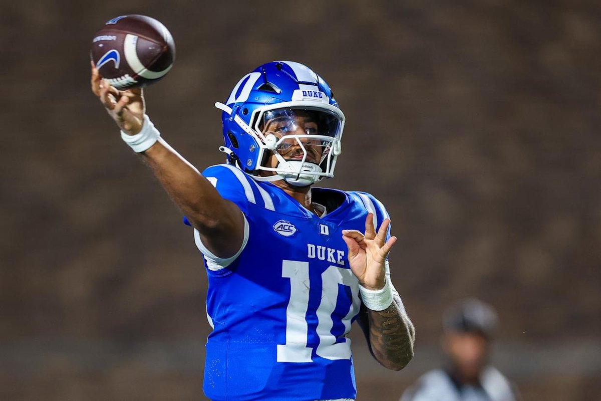 JML_ACC's tweet image. ACC Touchdown Leaders through Week 13

1. Darian Mensah (Duke)- 26
2. Kevin Jennings (SMU)- 24
3. Carson Beck (Miami)- 22
4. CJ Bailey (NC State)- 21
T5. Kyron Drones (Virginia Tech)- 16
Cade Klubnik (Clemson)- 16

#ItJustMeansLess #GoACC