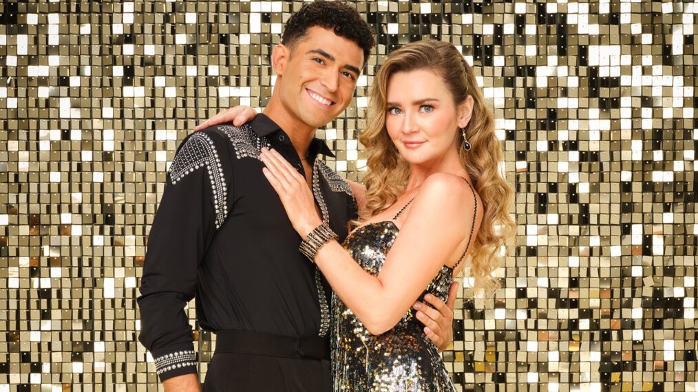 erikaxtc's tweet photo. Ezra Sosa really went from a week one elimination with Anna Delvey (a con artist!) to the finale with Jordan, an Olympic silver medalist. 

That is the biggest upgrade EVER.

#DWTS https://t.co/MSNR41Od66
