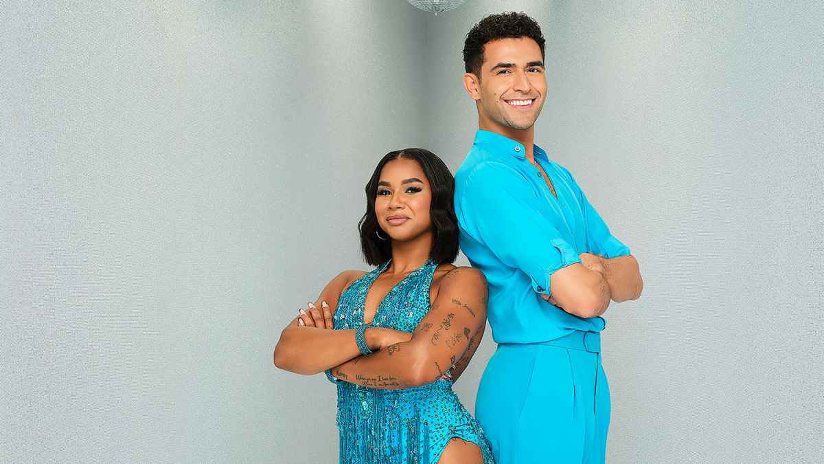 erikaxtc's tweet photo. Ezra Sosa really went from a week one elimination with Anna Delvey (a con artist!) to the finale with Jordan, an Olympic silver medalist. 

That is the biggest upgrade EVER.

#DWTS https://t.co/MSNR41Od66