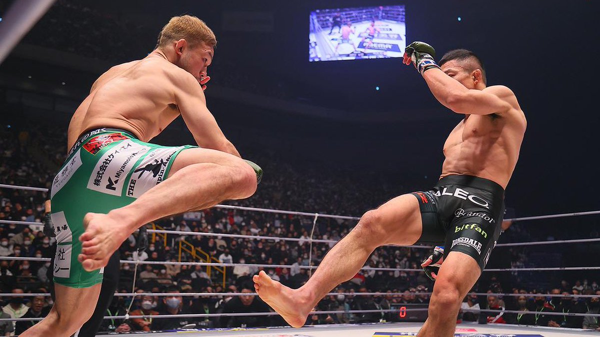 FightsMemory's tweet image. 扇久保博正選手と神龍誠選手がウランベコフの気持ちに寄り添いました📝

🗣️扇久保
「堀口選手つよ わかるよ、、タギル」「絶対タギルの足は挫滅してるだろうと」

🗣️神龍
「（パウンド→チョークの上手さについて）ウランベコフの気持ちわかる〜ってなりました笑」

#堀口恭司 #UFC