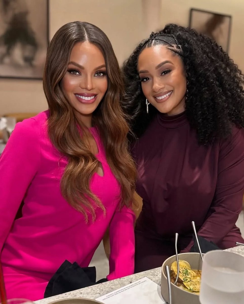 luv4_zatima's tweet photo. ๐๐คค๐โค๏ธ๐ #luvcrystalrenee #kips #kipslive #keepitpositivesweetie #SistasOnBET #ZatimaOnBETPlus https://t.co/xafmgbxNS0