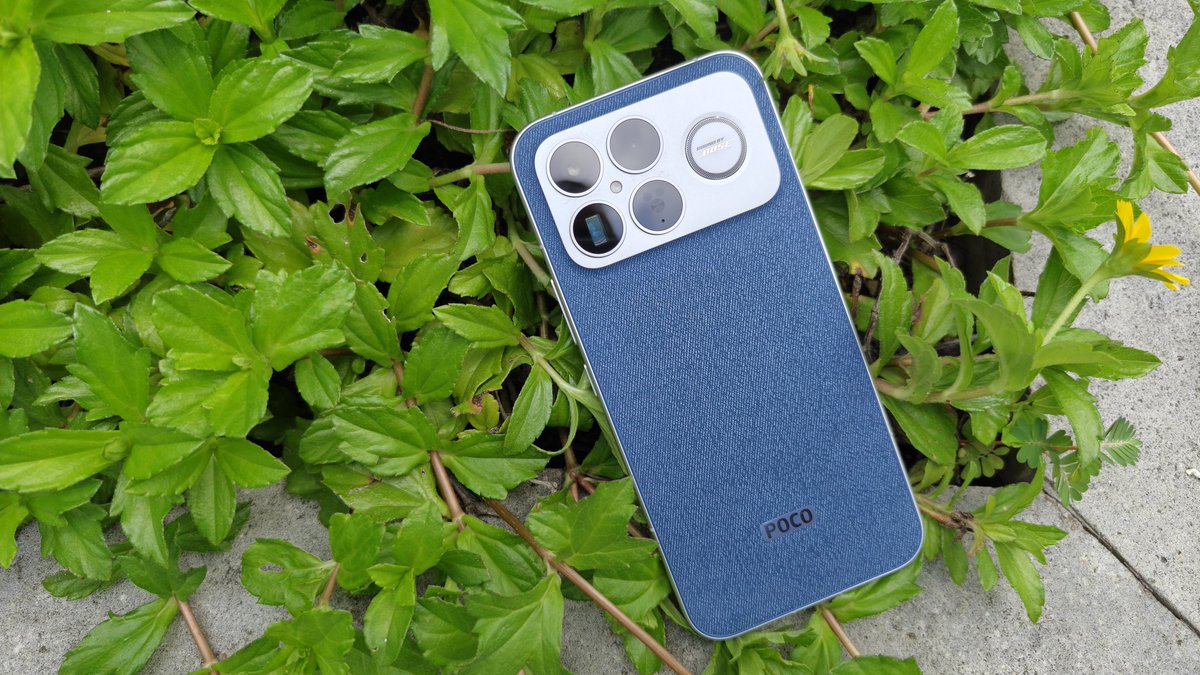 nirmaltv's tweet image. Poco F8 Ultra is launching today! The Denim Blue color looks very nice especially the camera decor and the Bose speaker! 
#PocoF8Ultra #PocoIndia #Poco