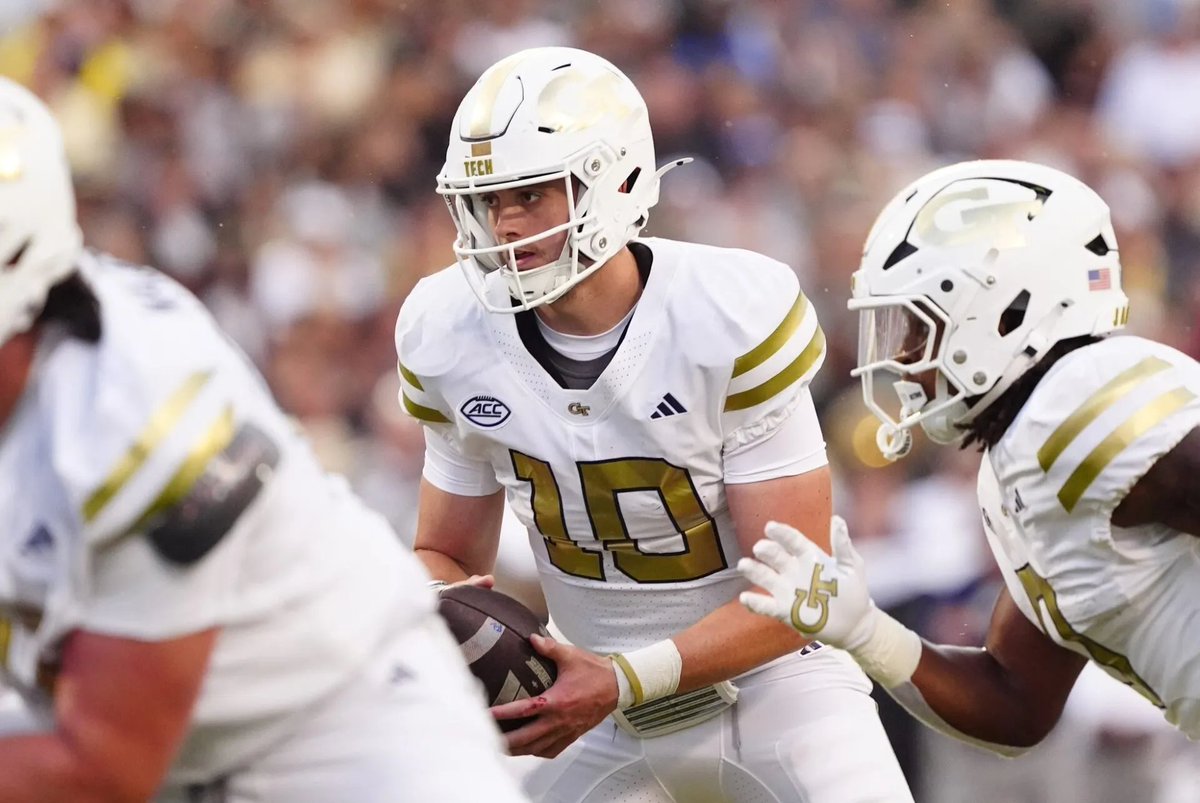 JML_ACC's tweet image. ACC Rushing Touchdown Leaders through Week 13

1. Haynes King (Georgia Tech)- 15
2. J&apos;Mari Taylor (Virginia)- 13
3. Kendrick Raphael (Cal)- 11
4. Demond Claiborne (Wake Forest)- 10
T5. Anderson Castle (Duke)- 9
Kyron Drones (Virginia Tech)- 9
Mark Fletcher Jr. (Miami)- 9…