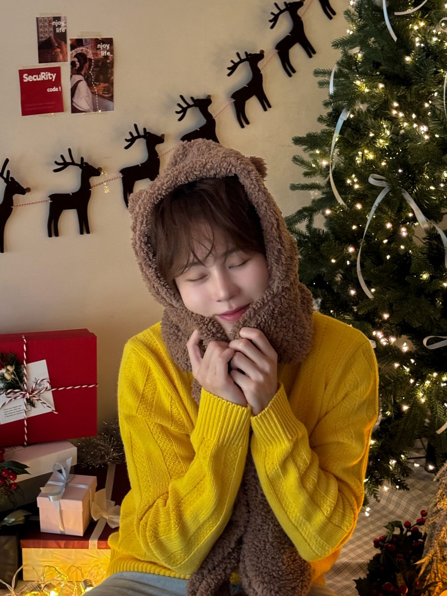 BPM_HSW's tweet image. [#하성운] 🎁

ㅊrㅋrㄴI🧸🎄

#HASUNGWOON