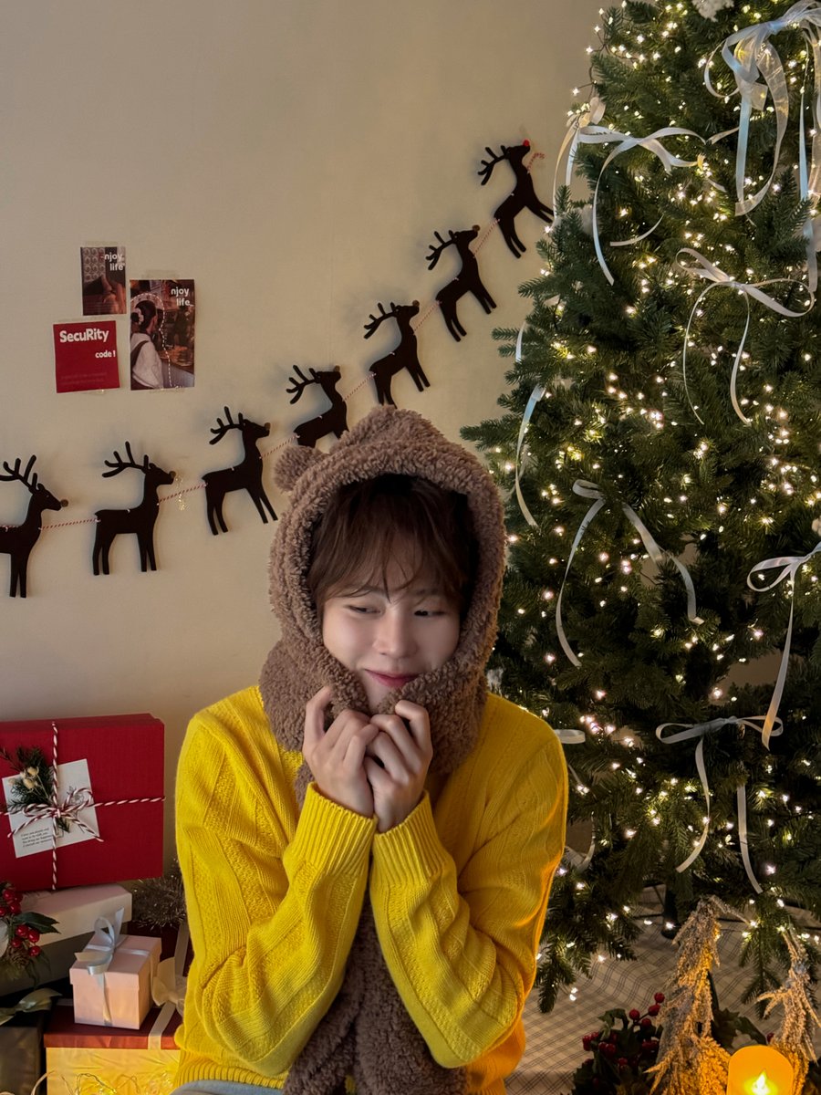 BPM_HSW's tweet image. [#하성운] 🎁

ㅊrㅋrㄴI🧸🎄

#HASUNGWOON