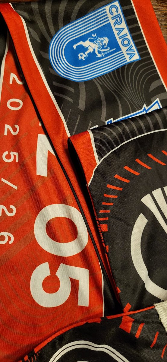 Gute Reise ⚽️🔴⚪️✈️ MAINZAAAAA #mainz05 #Rumänien #bukarest #Craiova