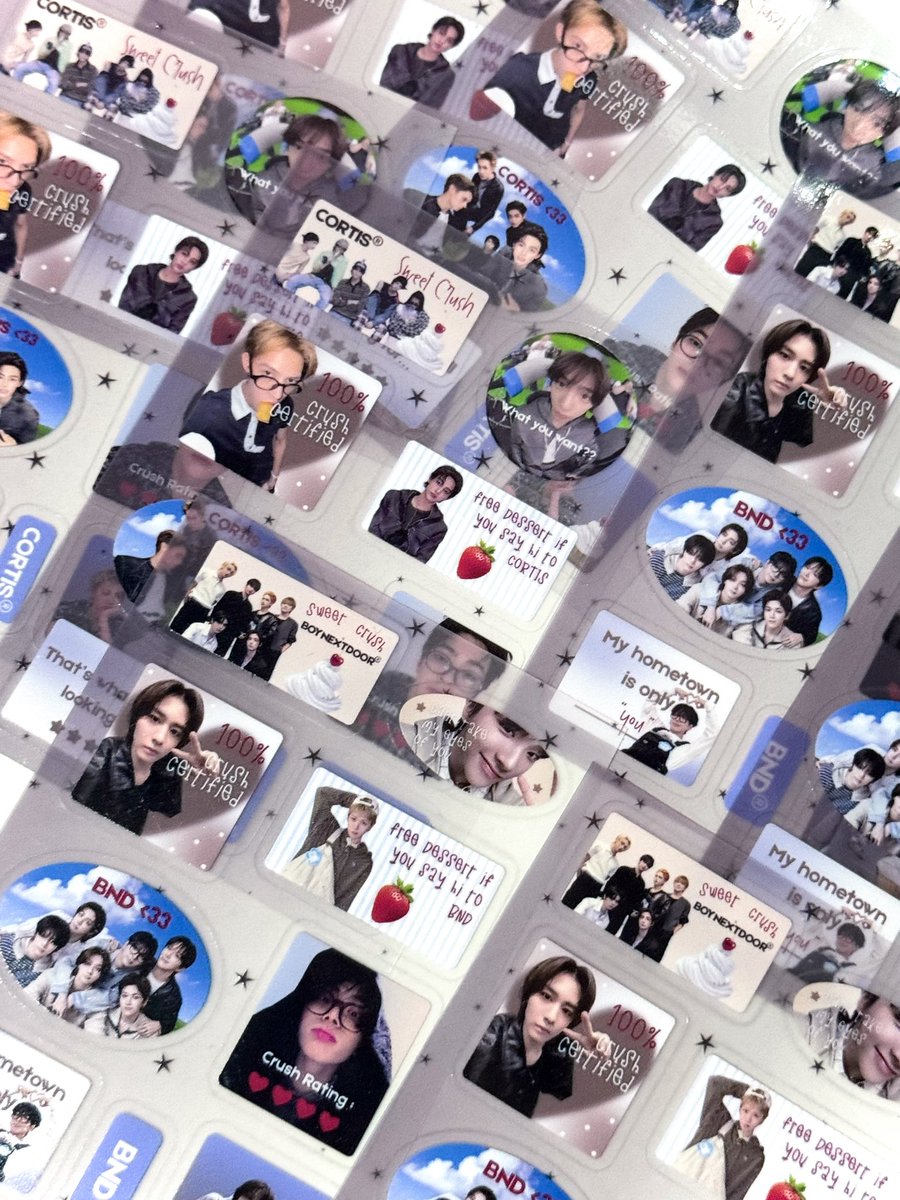 lilstarshines's tweet photo. #cortissell hi, coer! kita ada rstock sweet crush stickers 🧁💗

available original ver (29k) &amp; sample ver (17k), bedanya original ver background stickernya polos, sample ver ada bintangnya. 

bisa langsung checkout di sini, price inc adm 🍊:
https://t.co/ngvx5neGNq

thank u 🫶🏻 https://t.co/2cwjVuUV9E