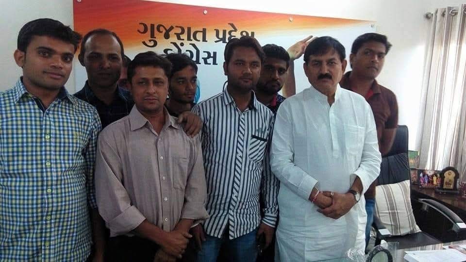 navnitjain's tweet image. ભારત સરકારનાં પૂર્વ કેન્દ્રીય મંત્રી અને પૂર્વ પ્રદેશ કોંગ્રેસના પ્રમુખ આદરણીય શ્રી @BharatSolankee જીને જન્મદિવસની હાર્દિક શુભકામનાઓ.