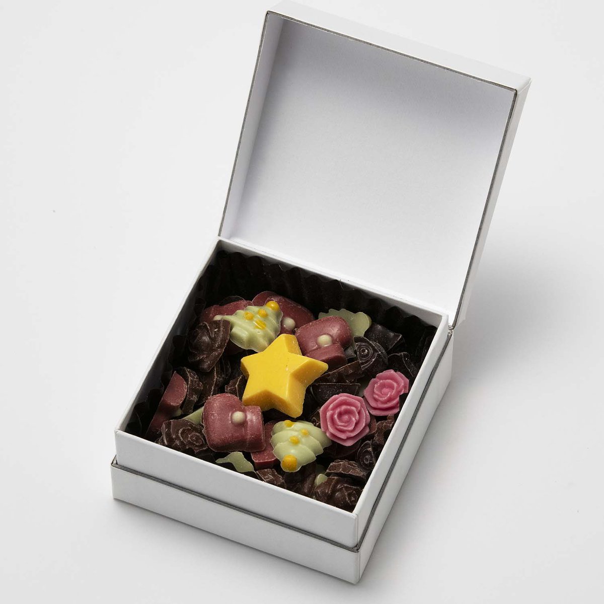 ミニチョコBOXプレゼント企画開催中♪ 💕大好評のコラボ商品を今年もご紹介🎁💕 MESSAGE de ROSE