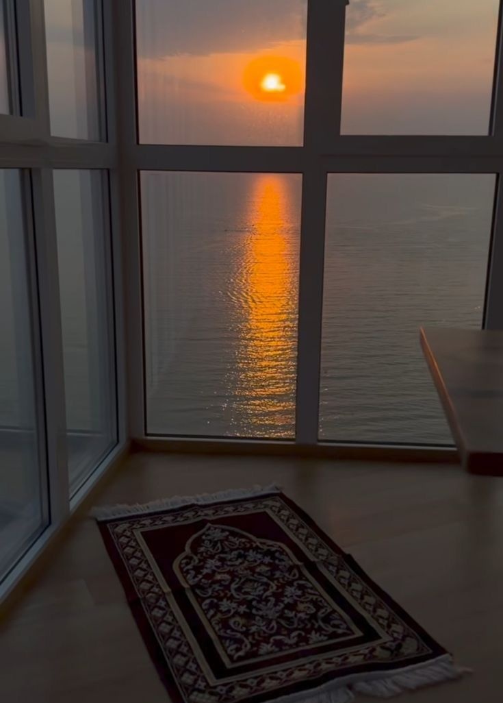 Allah sizi sabah namazı kaçırılmayan evlerde yaşatsın.