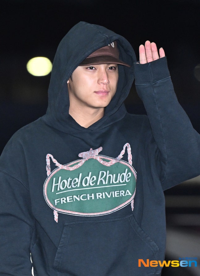 Kstyle_news's tweet image. 【PHOTO】SEVENTEENのS․COUPS＆ミンギュ、名古屋公演のため日本へ（動画あり）
kstyle.com/article.ksn?ar…

#SCOUPS #ミンギュ #SEVENTEEN