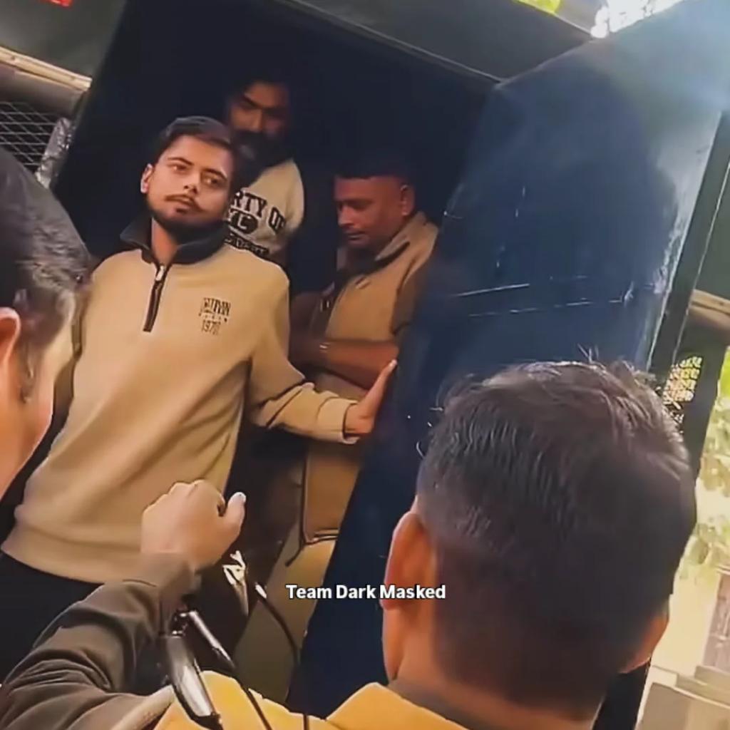 Jatassociation's tweet image. धार्मिक मुद्दों के लिए जेल जाना भी गर्व की बात है |

संपूर्ण हिंदू समाज दक्ष चौधरी और अभिषेक ठाकुर के साथ है |