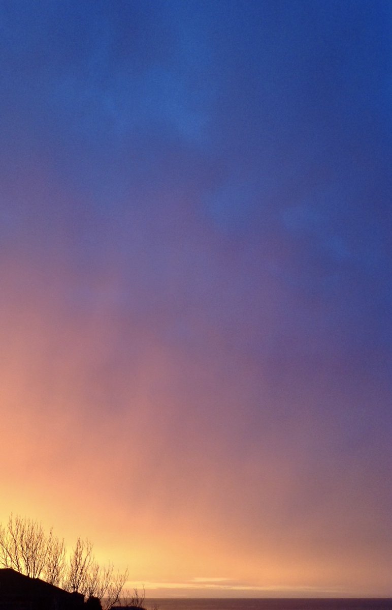 IsabellaKoldras's tweet image. &quot;The sun himself is weak when he first rises, and gathers strength and courage as the day get on.&quot;

                                            #CharlesDickens

                                                                     #MidweekPickMeUp