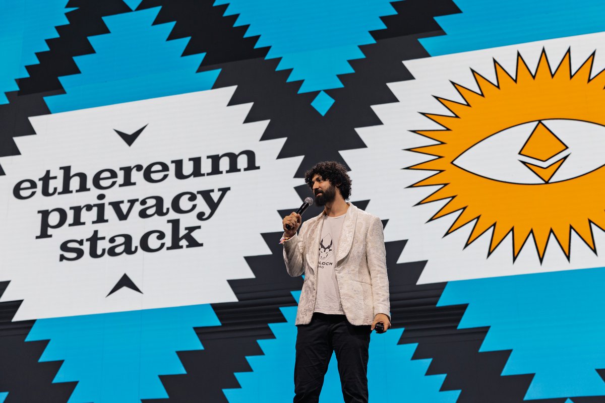 0xprivacypools's tweet image. 1 off-site, 3 panels, 7 talks, Kohaku unveiled, and many important conversations big and small

thank you to everyone who visited our booth, went to a panel or talk, and shared your love for ethereum + privacy

@EFDevcon was special, thank you 🇦🇷