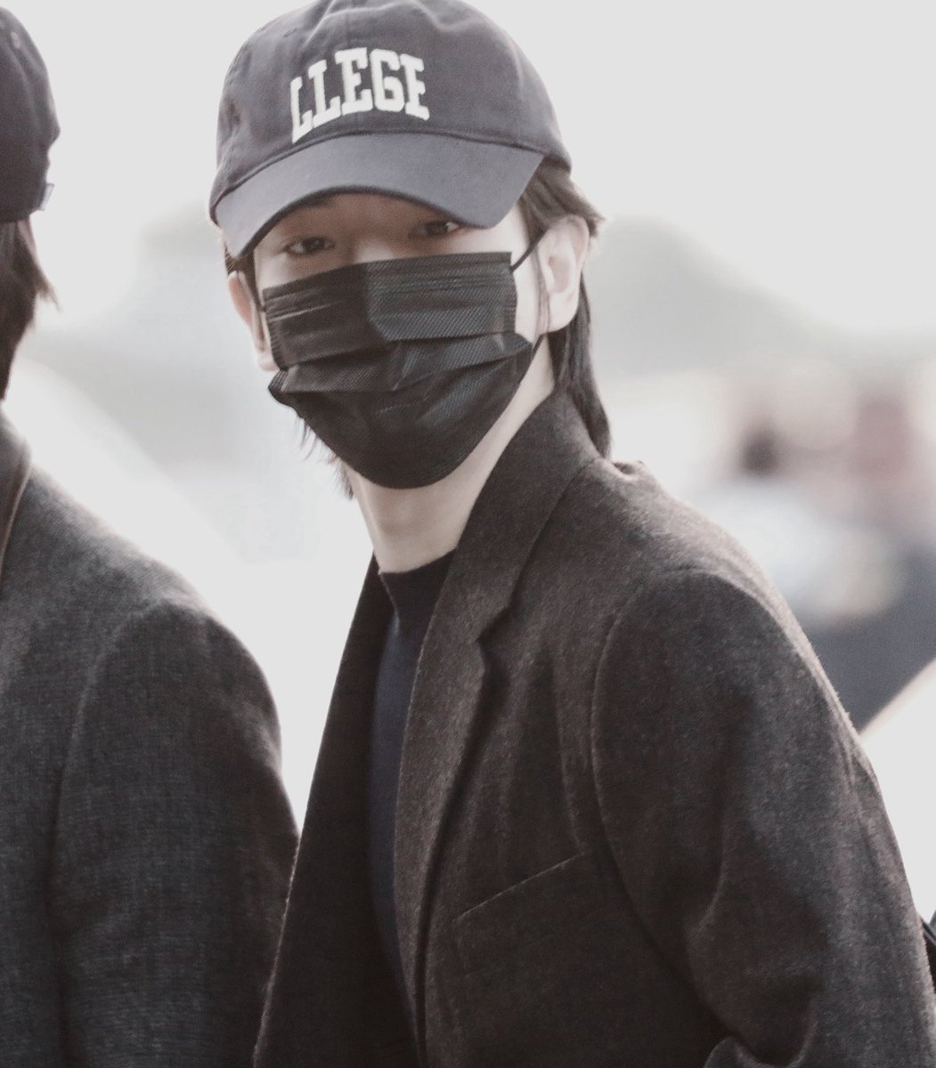 VeedheeXen's tweet image. The fact that you can tell he is smiling wide just from his eye ! soooo pretty !!!

#ENHYPEN_JALE #JAKE