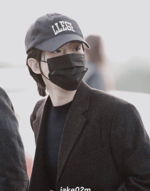 VeedheeXen's tweet image. The fact that you can tell he is smiling wide just from his eye ! soooo pretty !!!

#ENHYPEN_JALE #JAKE