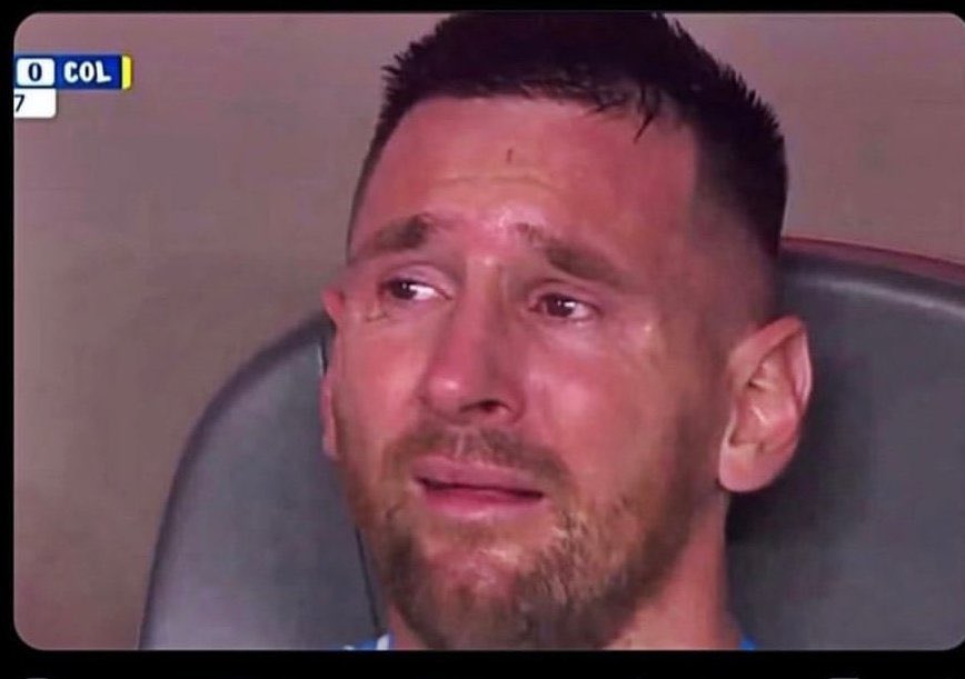 Felt off this morning, so I rushed to the hospital. After the tests, the doctor said I was lucky I could’ve been diagnosed with diabetes.
I was perplexed &amp; told him I don’t even take much sugar. He laughed &amp; said, ‘But you chop high-line last night’
Bro, Barca wan shorten my life