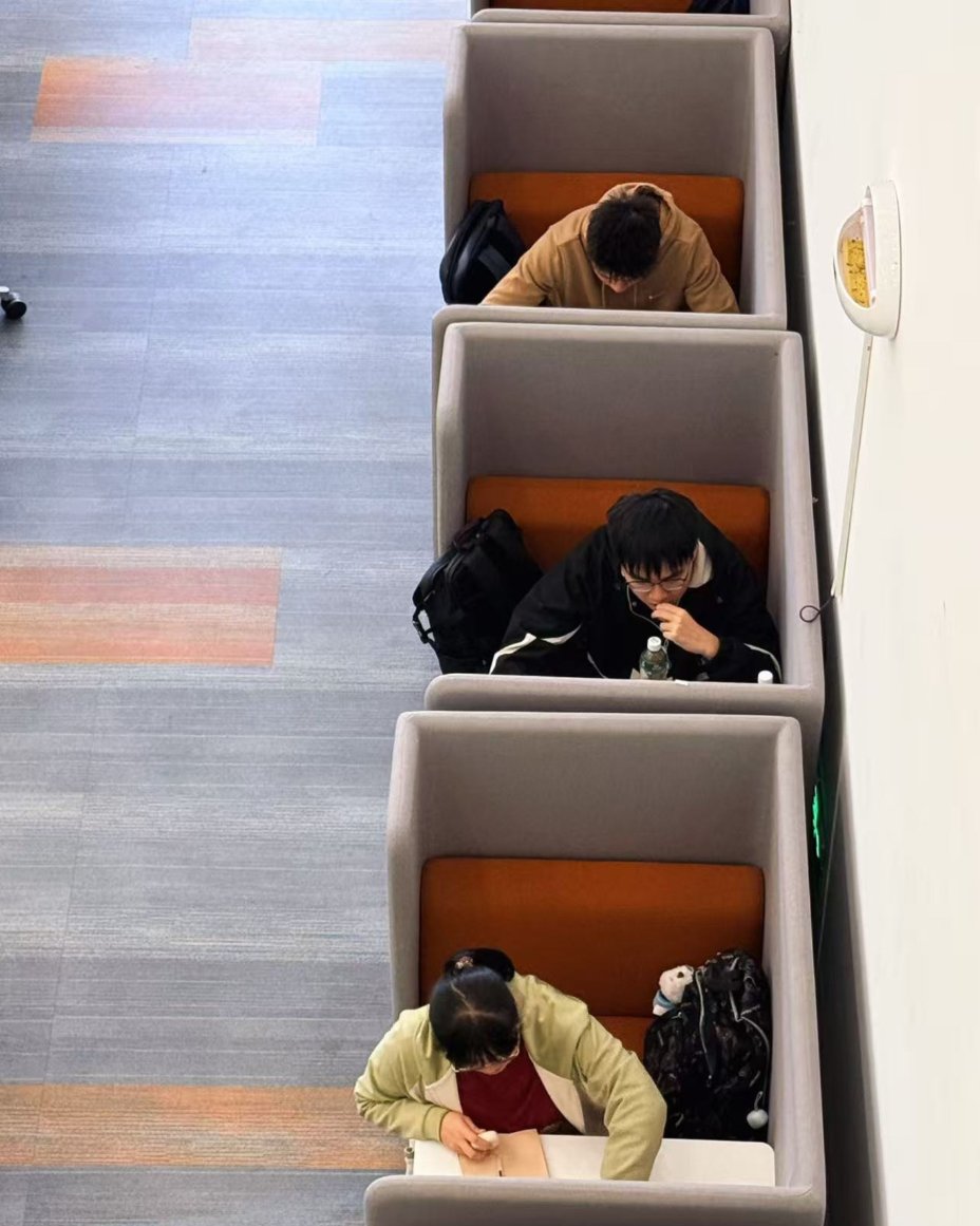 Uadmission36537's tweet image. Shapes of students: finals edition
From the fully-focused to the barely-hanging-on
From the all-nighter to the power-napper, 
we see all forms of dedication here.
What&apos;s your finals shape?
#FinalsSeason #StudyVibes #CampusLife #WKU #wenzhoukean #kean #wenzhoukeanuniversity