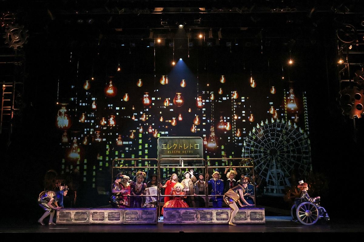 PiaStage's tweet image. 【ニュース】出会ったことのない感覚の旅へ── 森山開次振付・演出『TRAIN TRAIN TRAIN』が開幕🚂
lp.p.pia.jp/article/news/4…

#TRAIN3 #森山開次 #蓮沼執太 #三浦直之 #栗栖良依 #和合由依 #岡山天音 #坂本美雨 #KAZUKI #はるな愛
#ぴあアプリ #ぴあステージ