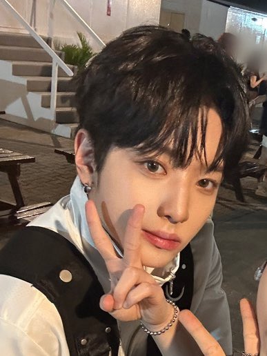 유부 tweet media