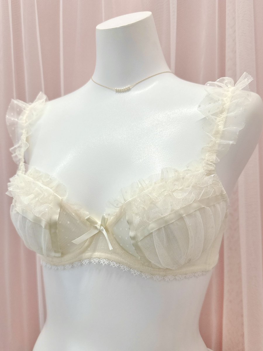 『内乳がちらちら見えちゃう...🥺💕』
計算しつくされた「透けちち」の透け具合で“あざとい”肌見せが叶います🎀