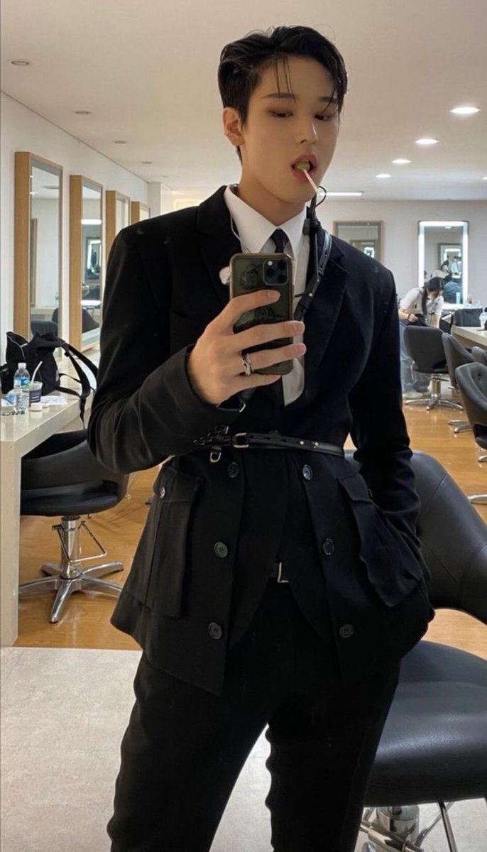요런 깔 이주연 넘좋음…