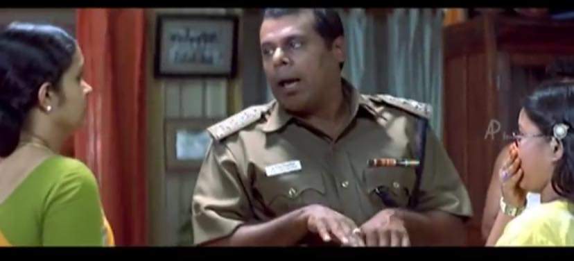 ItzmeeJoee's tweet image. பிஜேபி IT விங்ல இருந்த இருமல்குமார்,

RSS சித்தாந்தத்தை பின்பற்றின அதிகாரி,

பிஜேபிகிட்ட கட்சியை அடகு வைக்க கடைசி வரை போராடுன செங்கோட்டையன்,

இவங்கள வச்சிக்கிட்டு பிஜேபி க்கு எதிரா அரசியல் பண்ணப்போறானாம்,

அதையும் இந்த ஆச்சரியக்குறிக நம்புதுங்க.