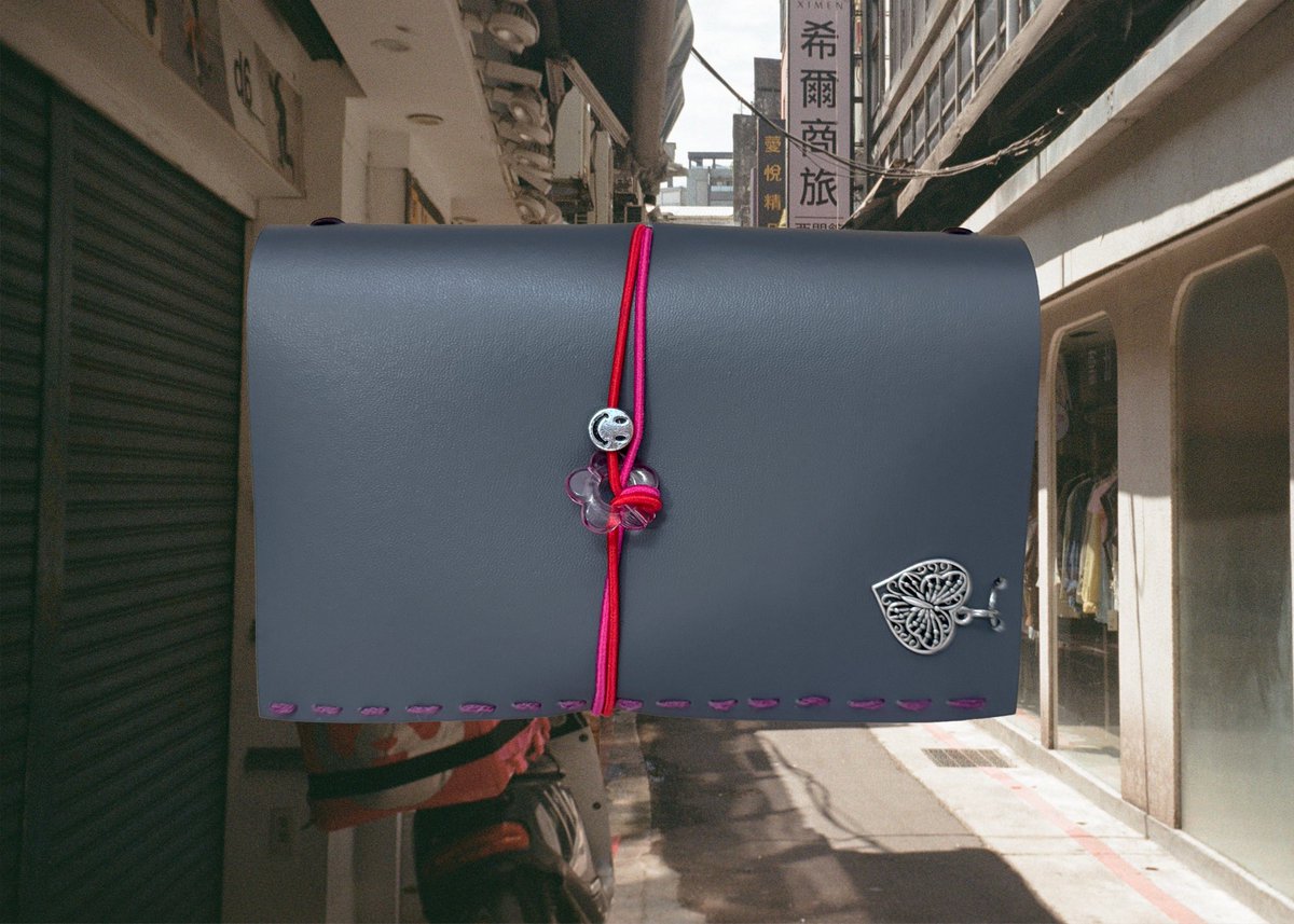 we_are_moody's tweet image. gentle journals project 01