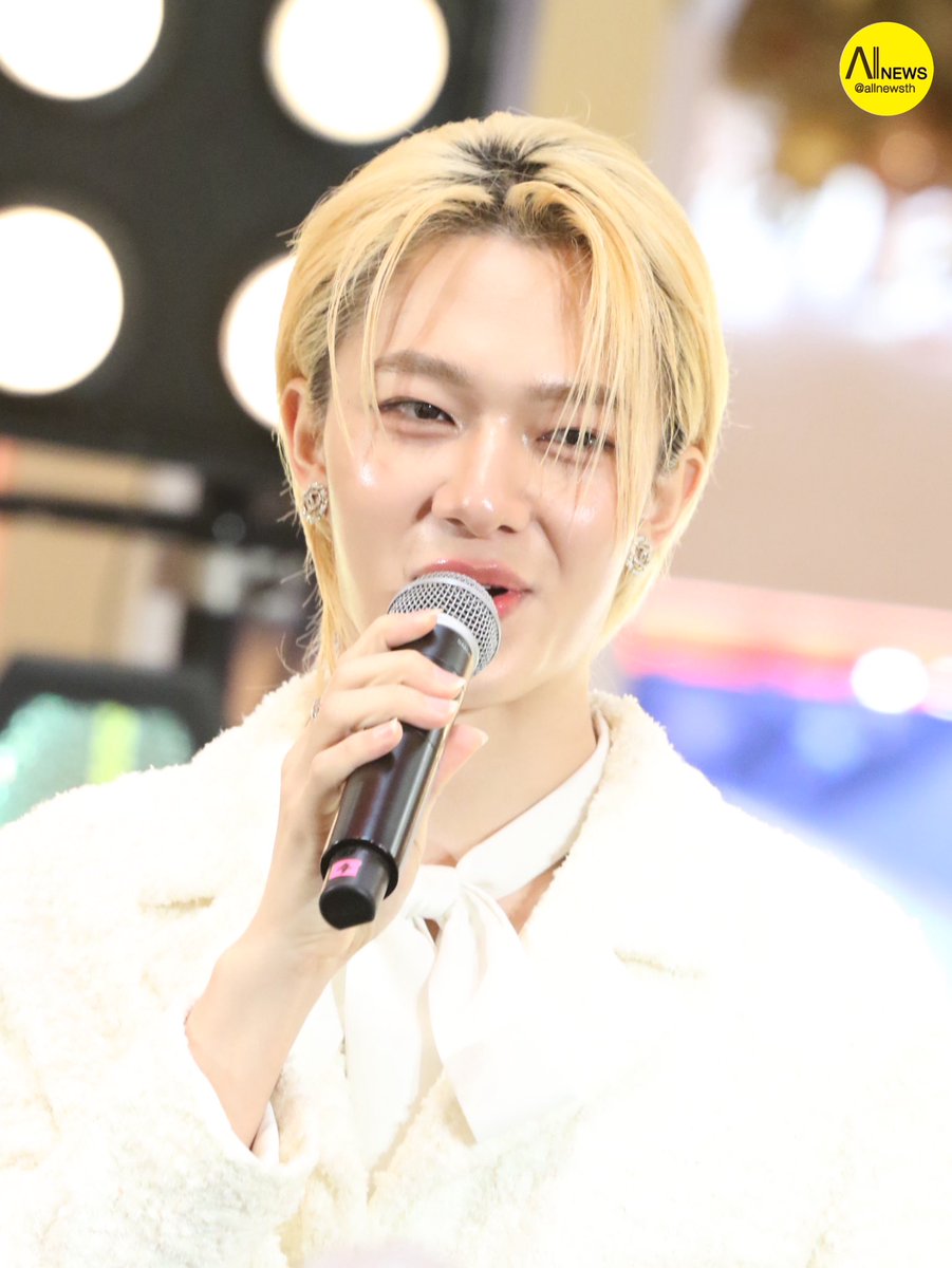 AllNews_th's tweet image. “นุนิว-ชวรินทร์” ในงาน “Central Season Of Giving 2026: Christmas Light Up Wonder ”

#CentralSeasonofGivingxZeeNunew
#NuNew #ZeeNuNew