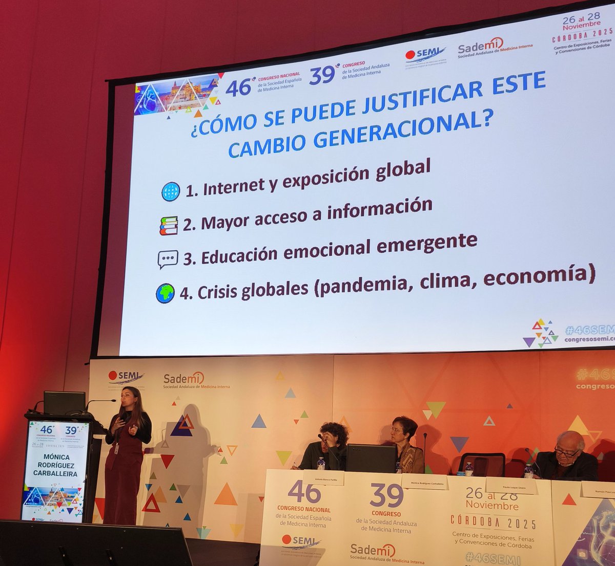 🔹Debate sobre el cambio generacional.
🤖Tecnología y práctica clínica en generaciones diferentes con mismos objetivos.
#️⃣¿Cómo justificar un cambio generacional? Dra. Rodríguez Carballeira y Dra. Luque Linero
#46SEMI