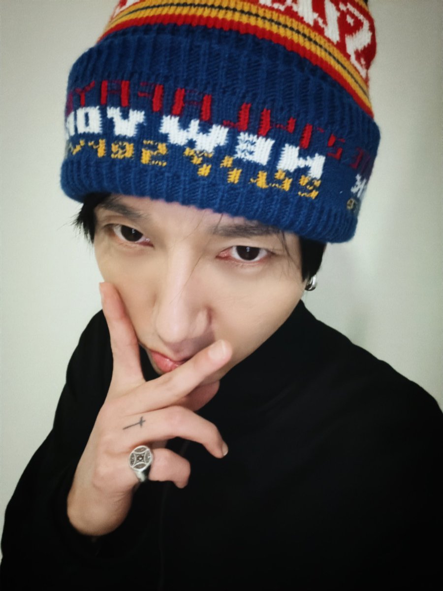 shfly3424's tweet image. 💙 @YESUNG_smtown