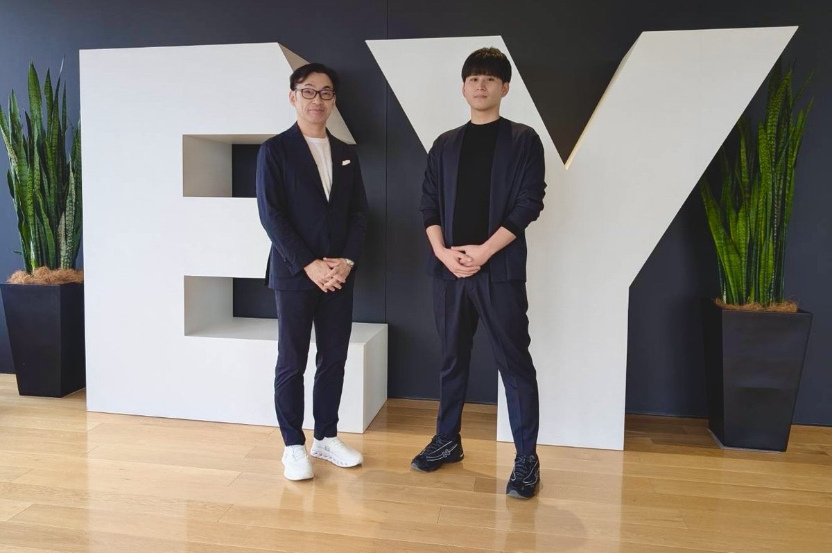 ＼ブログ更新のお知らせ📢／

事業部長インタビュー連載！
第5弾は、第5事業部長🌟

生活に身近なセクターを担当し、監査・非監査問わず幅広い経験を積める第5事業部。
その魅力やキャリア形成のポイントをインタビューしました🎤✨

shinnihon.or.jp/recruit/blog-t…

#EY新日本　#会計士