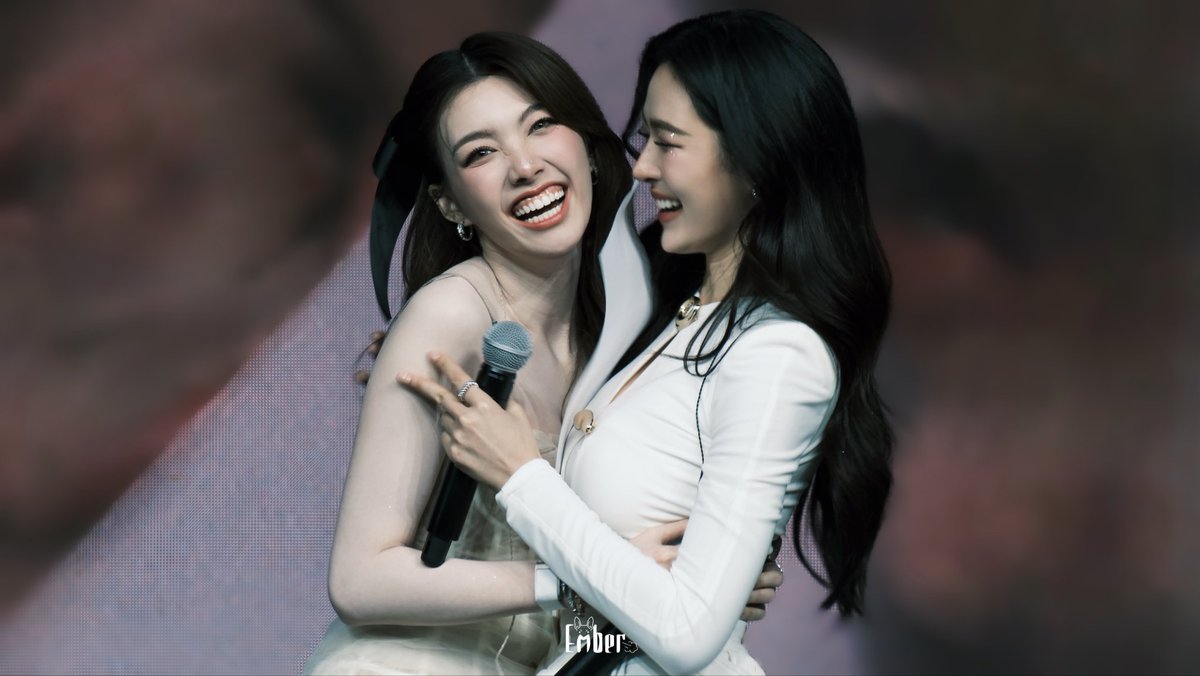 🐾Ember tweet media