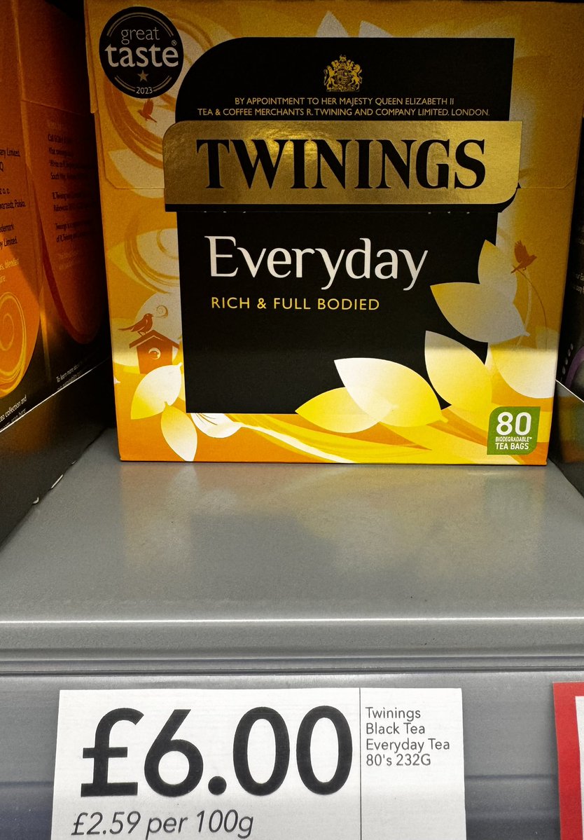 JamesMelville's tweet image. ▪️Nescafé Gold = £8.75
▪️Lurpak = £5
▪️Cathedral City cheese = £4.75
▪️Twinings Tea = £6

Four items sold in the Co-op = £24.50

Absolutely insane.