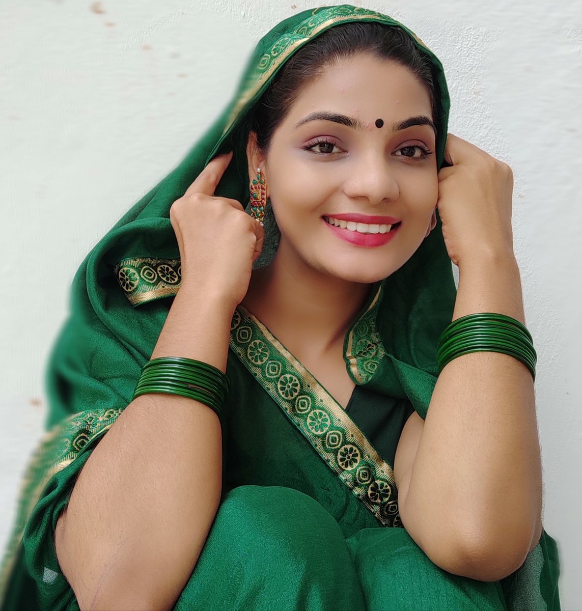 बधाई हो हिन्दुओं...✊

चित्तीदार मुँह वाली नेहा खलीफा
उत्तर प्रदेश के मैनपुरी से गिरफ्तार हो गयी है..

अब होगी  जेल.. नहीं मिलेगी बेल
फिर जेल से आकर गाएगी... जेल मा का बा 🖐️