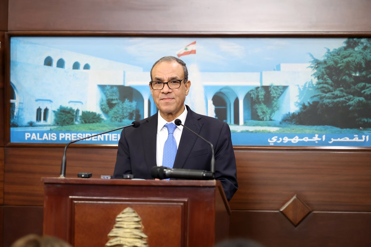 LBpresidency's tweet photo. وزير الخارجية المصري بدر عبد العاطي بعد لقائه الرئيس جوزاف عون:

- نقلت لرئيس الجمهورية أنني أزور لبنان للمرة الرابعة خلال عام ونصف ما يعكس الاهتمام الذي توليه مصر لأمن واستقرار لبنان وهذه الزيارة تأتي بتوجيه مباشر من الرئيس السيسي.
- تابعنا كل التطورات في المنطقة ولبنان خلال الاتصال بين الرئيسين عون والسيسي وأشيد بالزخم الذي تشهده العلاقات بين البلدين.
- نؤكد أهمية التنسيق القائم بين البلدين الشقيقين وأكدت دعم مصر الكامل لمبادرة الرئيس عون التي أطلقها خلال عيد الاستقلال.
- أكدت دعم مصر الكامل لقرار الحكومة ��للبنانية لحصر السلاح ونقوم بجهد مكثف لتجنيب لبنان أي مخاطر ضد أمنه وسلامته وهذه الجهود لن تتوقف.
- لوقف كل الإنتهاكات الإسرائيلية فوراً وتوجيهات السيسي بتقديم كل سبل الدعم والمساعدة وتسخير شبكة العلاقات المصرية من أجل دعم التهدئة وتنفيذ اتفاق وقف الأعمال العدائية والعمل على نزع فتيل أي تصعيد محتمل.
