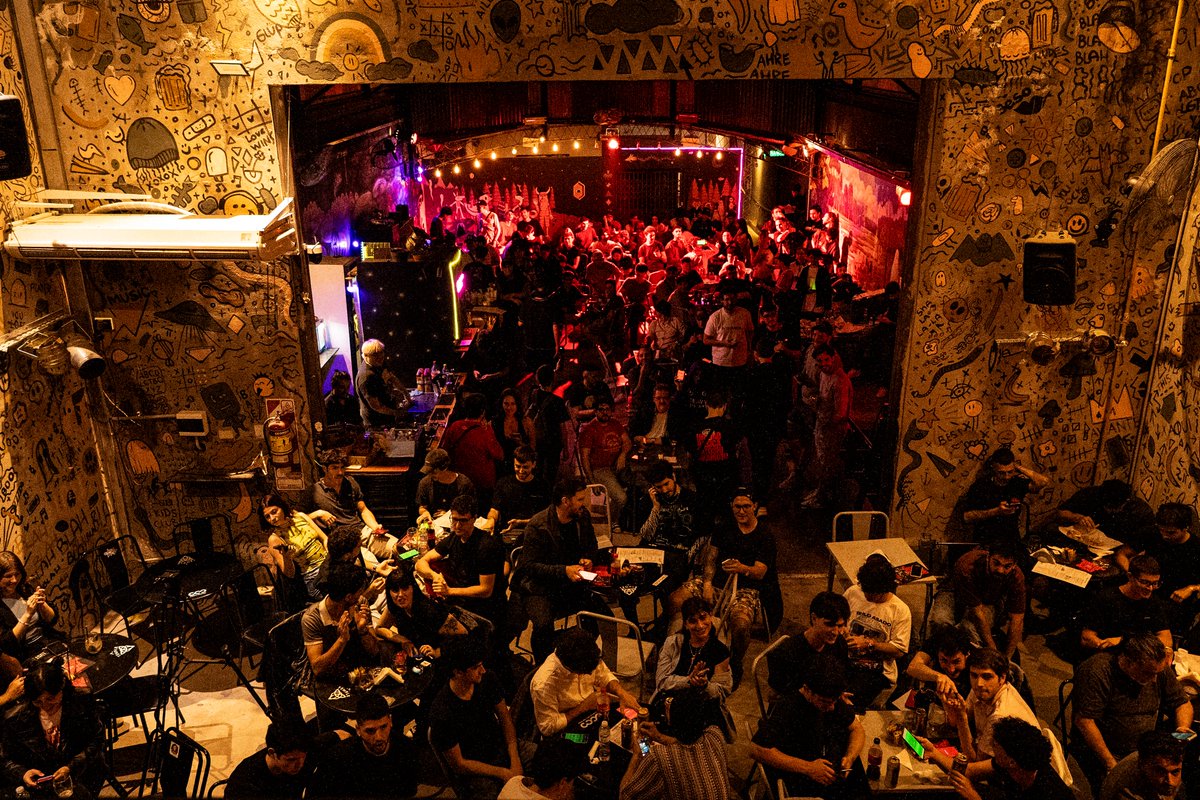 BitMEX's tweet image. Beating the hump day blues with a trip back to Buenos Aries with @muphasamc, @UnidadNakamoto and @tealstreet 🇦🇷

Good chats, great vibes and even better people – we’ll see you all at the next one 🤝