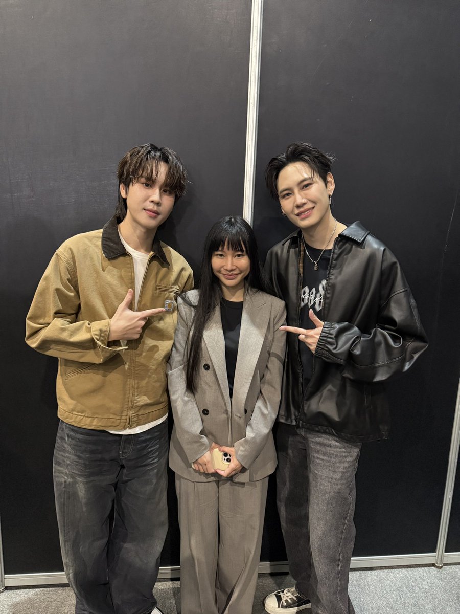 Beau_Book's tweet image. คู่นี้มาจริง!

น้องโบขอฝากนิยายเรื่อง #จากศัตรูสู่ที่รัก #PlanBtoU ด้วยครับ
นิยายโดยคุณ #Jittirain จะลงในreadawriteจนจบ แล้วเรามาฟินกับซีรีย์ด้วยกันปีหน้านะครับ😘
ขอบคุณทีมงานและทีมนักแสดง น่ารักทุกท่านเลยครับ เชื่อมั่นคุณบุ๋นคุณเปรมและทุกท่านจะสร้างรอยยิ้มและความสุขให้แฟนๆแน่นอน