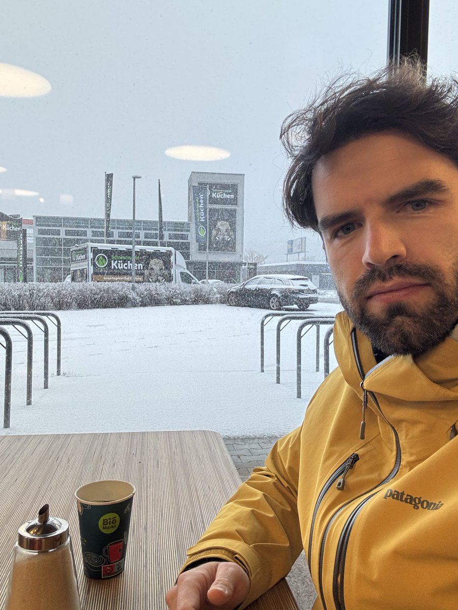 Driving to demo and getting stuck in a snow storm was not on my list go entrepreneurial challenges. 