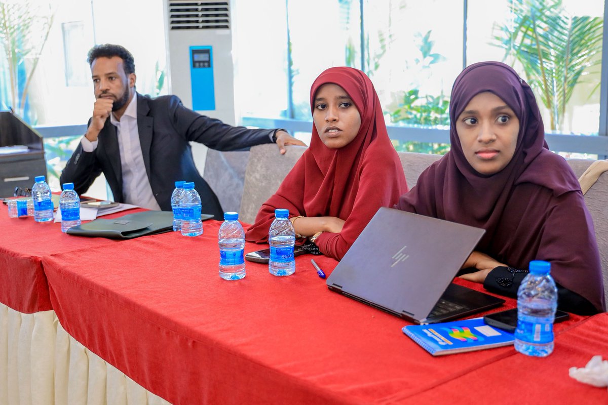 MoIFARSomalia's tweet image. #StrategicCommunications
#CapacityBuilding
#MoIFAR
#SomaliaGovernance
#PublicEngagement