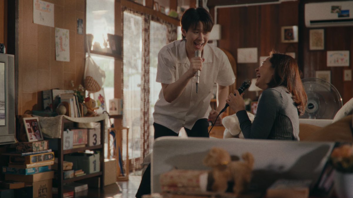 mintmag_th's tweet image. น้ำตาจะไหล! หนุ่ม #แจ๊คกี้จักริน ปล่อย MV เพลงซิงเกิลใหม่ “ไม่เป็นไรจริงๆ” ที่ในครั้งนี้เจ้าตัวได้ชวนนักแสดงรุ่นใหญ่อย่าง ‘แหม่ม คัทลียา’ มาร่วมถ่ายทอดเรื่องราวในครั้งนี้ นับว่าเป็นเพลงช้าส่งท้ายปีที่แทนความในใจ ซ่อนความรู้สึกที่แท้จริงไว้ ด้วยคำว่าไม่เป็นไร เรียกว่าใครได้ฟังแล้ว…