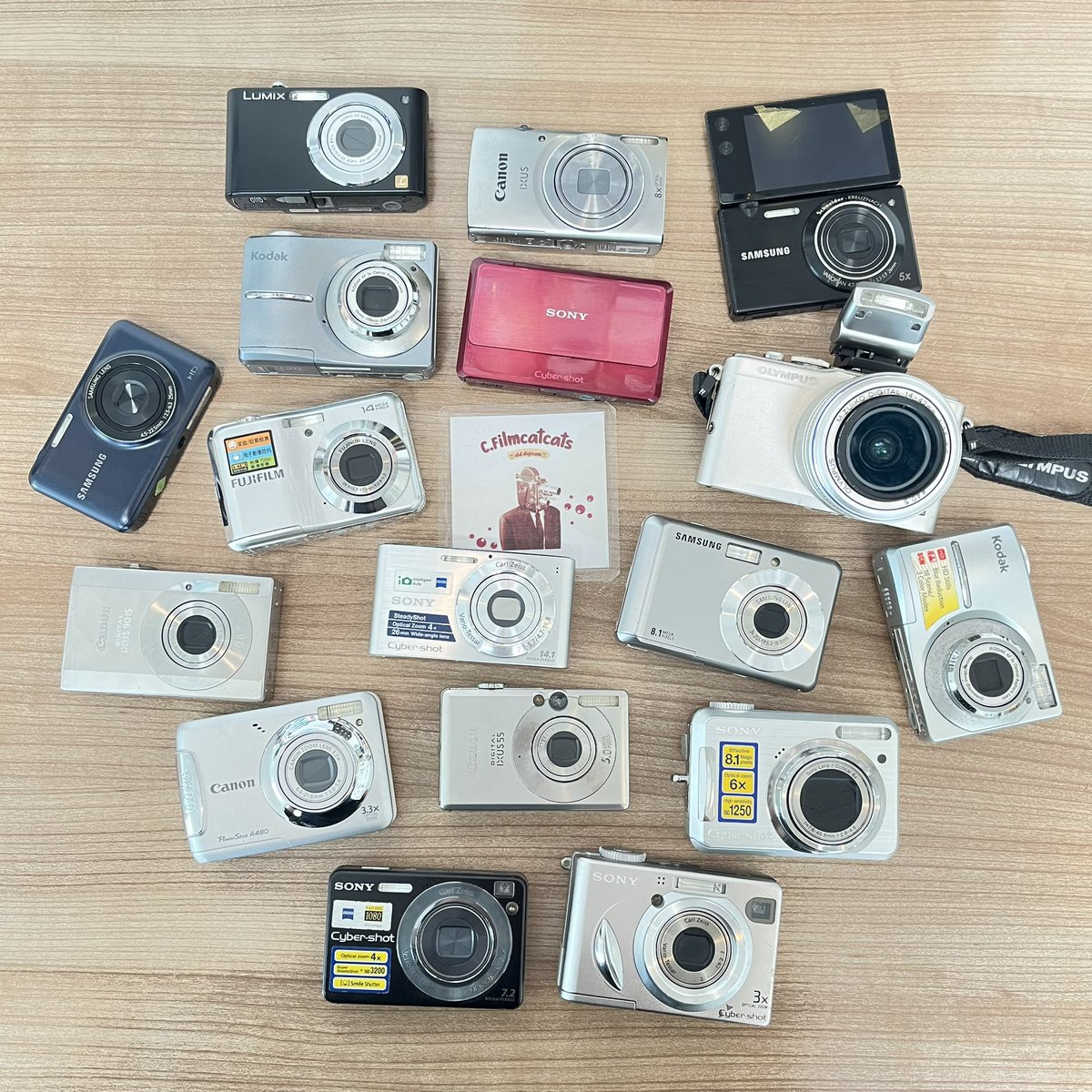 กล้องดิจิตอล digicam 90's tweet media