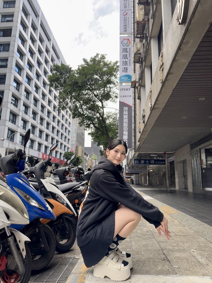 本庄鈴 tweet media