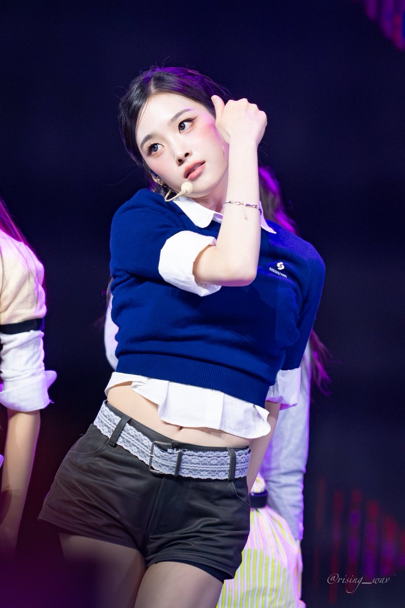 251124

#tripleS #트리플에스 
#지연 #지서연 #JiYeon