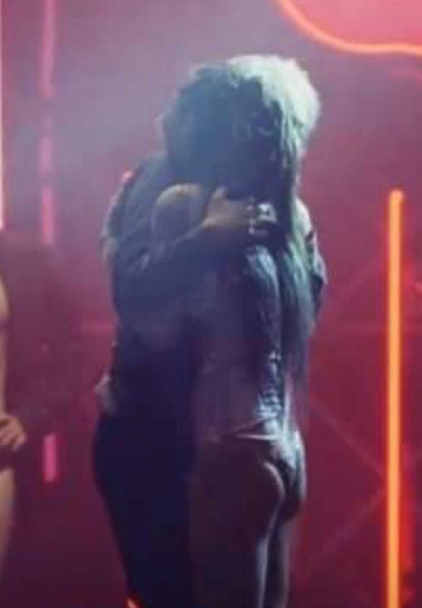 yvKzu4ISnY29201's tweet image. Being in a show that promotes r@pe is embarrassing