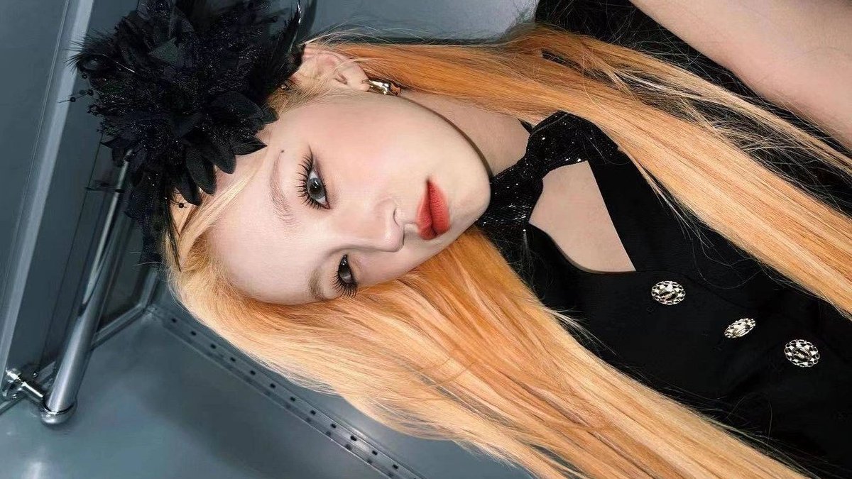 bratziluv's tweet photo. 𝑁o es momento de descansar porque mis #の۶𝐒αnr𝕚oᰔg𝕚rls♡ estan de festejo, así que como buena fan que soy me di a 𝕝a tarea de sacar la camara profesional para sacar𝕝es mil 𝑓otos ✶ ᤴ no hay nada más 𝕚mportante que el #𝕚ʼαmːpupp𝕚eᰍ·ฅ.

m𝕚n𝕚 ǝv𝕚l ✿𓈒 ᥀ #𝚢or𝕚ko! https://t.co/Tvy7lgBlIv
