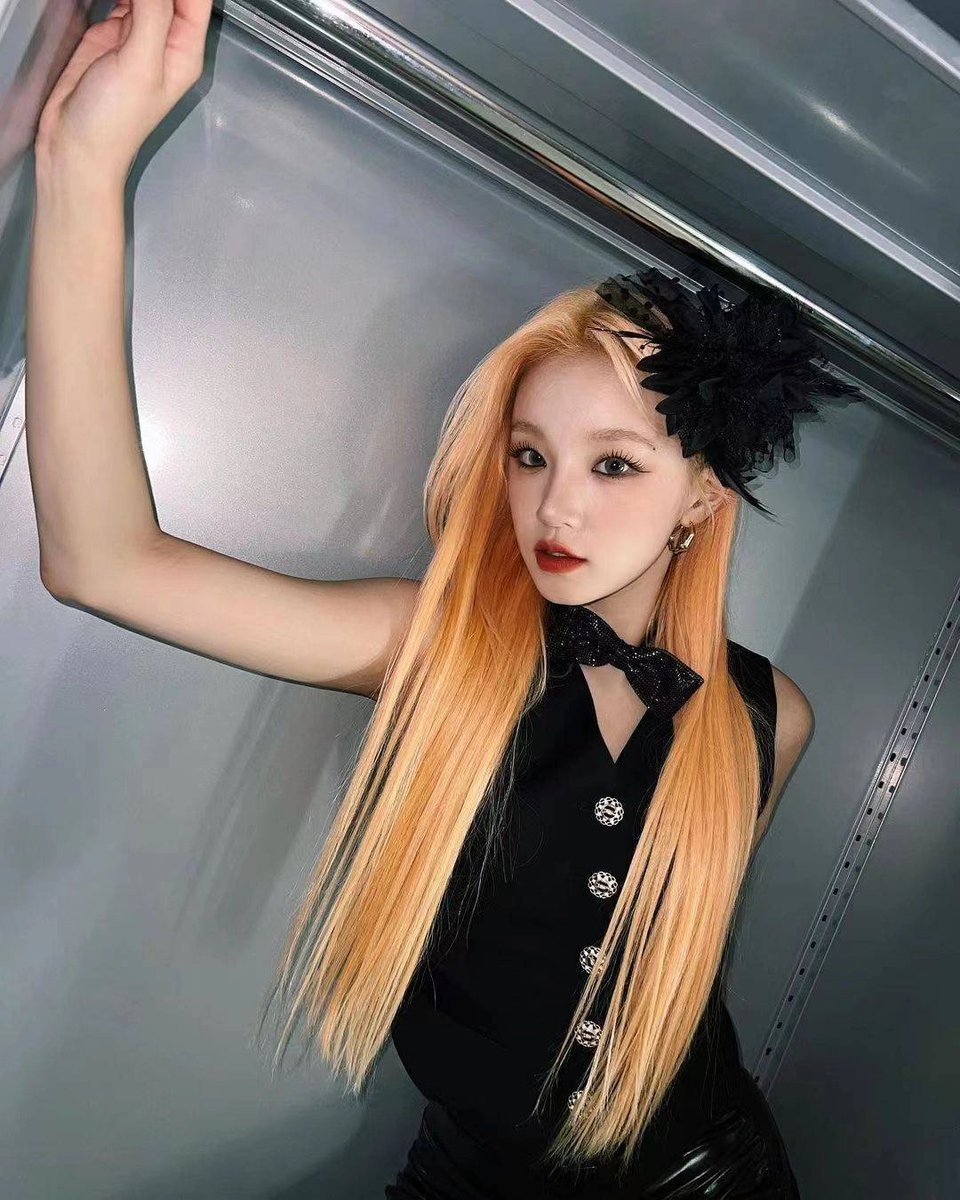 𝑁o es momento de descansar porque mis #の۶𝐒αnr𝕚oᰔg𝕚rls♡ estan de festejo, así que como buena fan que soy me di a 𝕝a tarea de sacar la camara profesional para sacar𝕝es mil 𝑓otos ✶ ᤴ no hay nada más 𝕚mportante que el #𝕚ʼαmːpupp𝕚eᰍ·ฅ.

m𝕚n𝕚 ǝv𝕚l ✿𓈒 ᥀ #𝚢or𝕚ko!